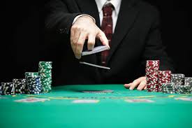 Bermain Bersama Situs Poker Online Paling Terpercaya